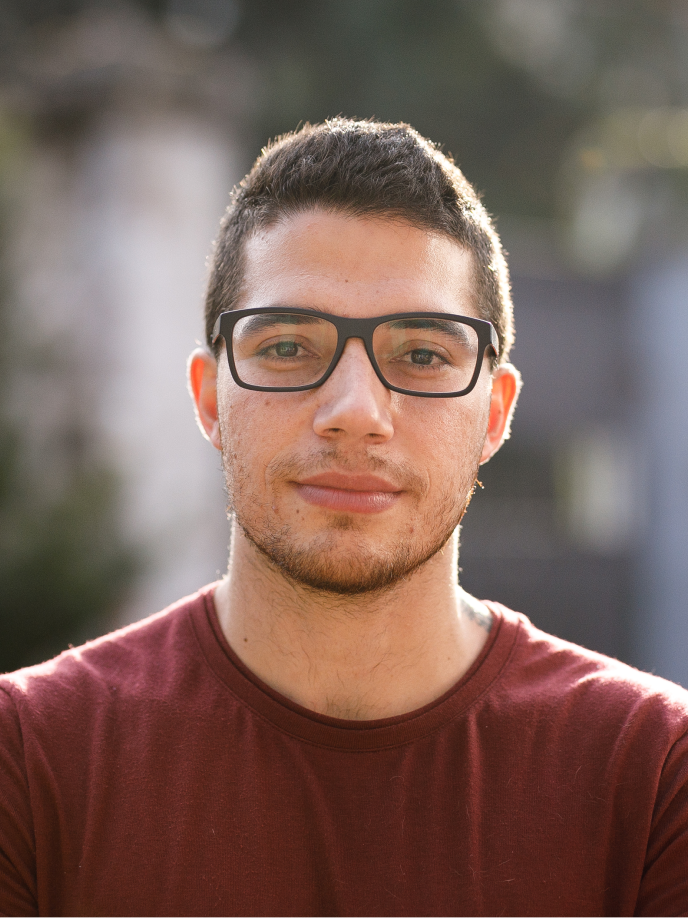 Justin celebra 6 años sin tabaco